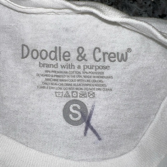 Doodle & Crew White and Pink Graphic Short Sleeve T-Shirt - Picture 8 of 8